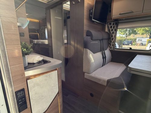 Knaus Van TI 650 MEG Automatic 9G! Towing hitch! photo: 13