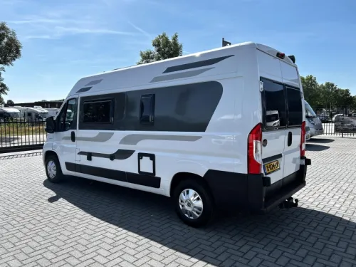 Roller Team Livingstone 2 600 Transverse bed/2022/Euro-6/VAT! photo: 3