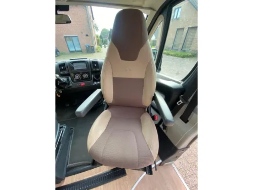 Adria Twin Platinum 640 SLX Einzelbetten Foto: 9