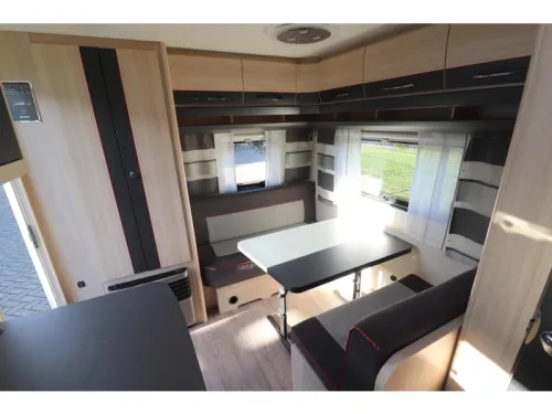 Hobby De Luxe Edition 440 SF Mover/ Unico/ Fdrager Foto: 11