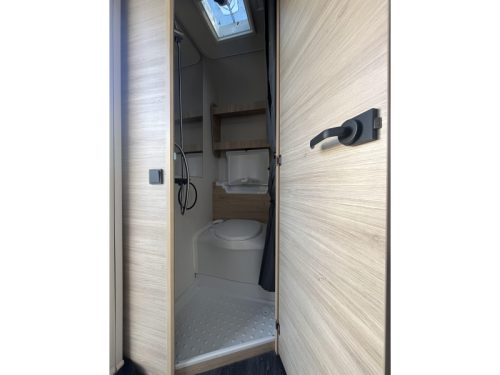 Sterckeman Easy Comfort 390 CP Rangierhilfe und Kassettenmarkise Foto: 9