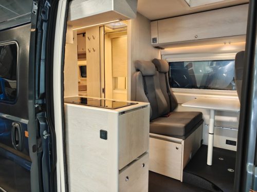 tourne mobil 6.4 Cruise 180HP Automatic - ALL SEASON photo: 2
