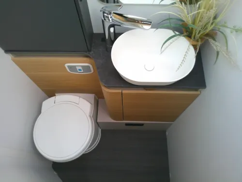 Adria Matrix 670 SL 5 berths  photo: 16