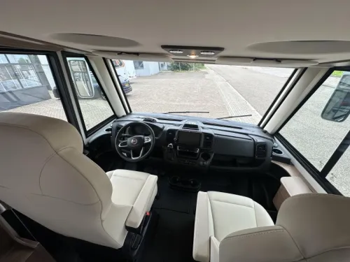 Knaus L!ve I 650 MEG Truma E&G, Sitze Leder Foto: 19