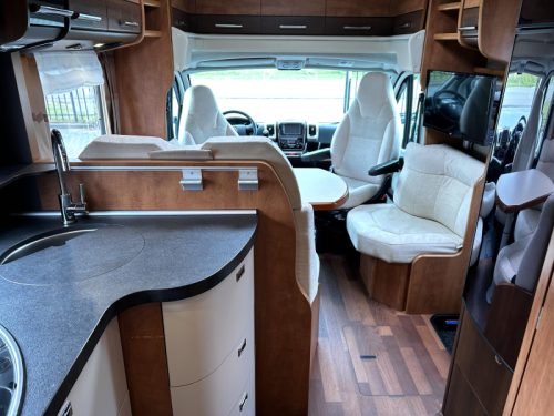 Carthago Chic C-Line I 4.2 Querbetten/2015/Euro-5/6.7M Foto: 8