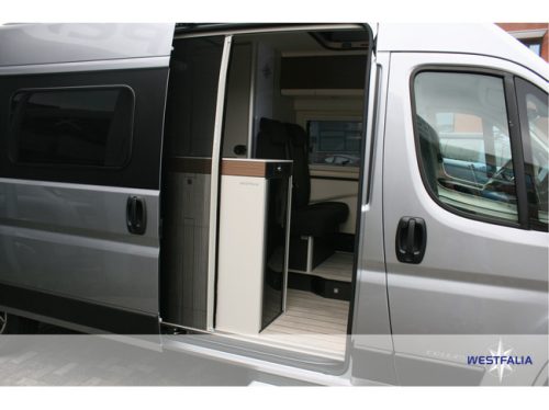 Westfalia Columbus 600E 140pk Aut. nu met GRATIS hefdak twv &euro; 6.599,00 foto: 10