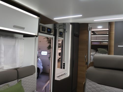 Benimar Mileo 263 GRATIS AUTOMAAT !!!!! Foto: 18