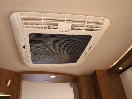 Hymer Starline 690 island bed from 1st owner photo: 16