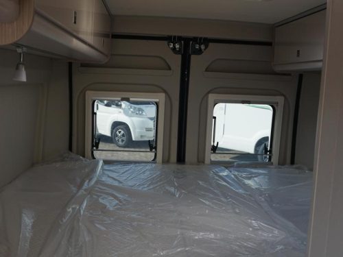 B&uuml;rstner Campeo 640 PROMOTIONAL PRICE/longitudinal beds photo: 12