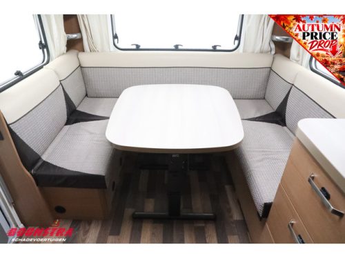 Knaus Sport 500 W04 Mover Awning photo: 15