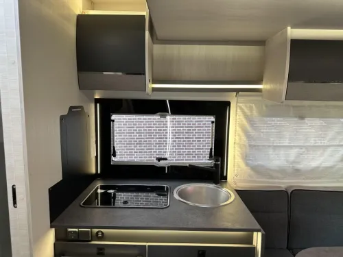 Chausson Titanium Ultimate 777 GA Lithium battery, Inverter photo: 16