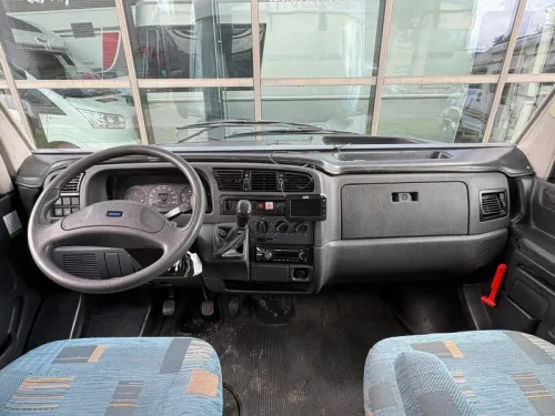 Knaus Travel-Liner 708 Festbett, Hubdach, 130PK Foto: 19