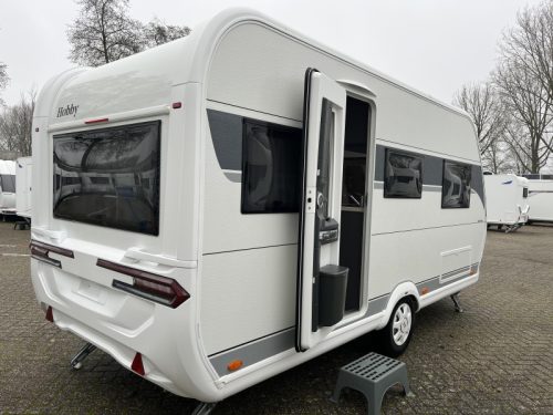 Hobby On Tour 460 DL 1500kg - Bettverbreiterung Foto: 1