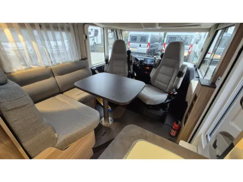 Hymer Exsis-I 588 EX Euro 6 / Length beds photo: 10