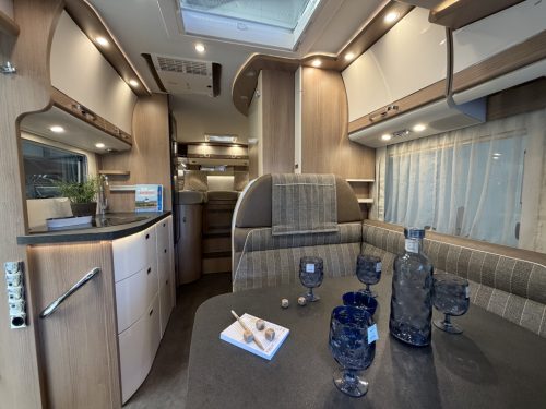 Malibu By Carthago I 441 LE photo: 16