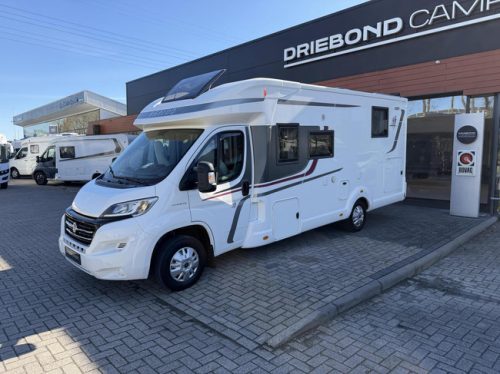 RAPIDO 686 F Euro6 Queen bed 2X Air conditioning Solar panel Awning Bicycle rack photo: 4