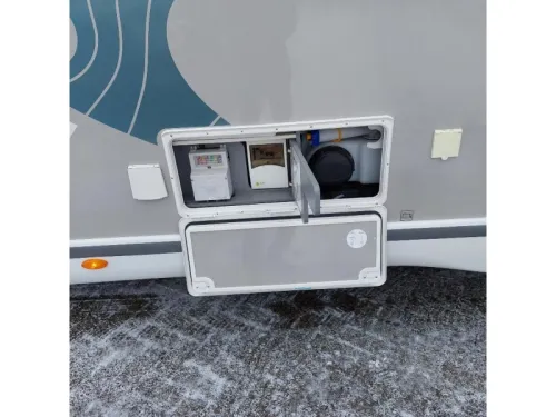 Chausson Titanium Premium 777 LITHIUM BATTERY + INVERTER photo: 3