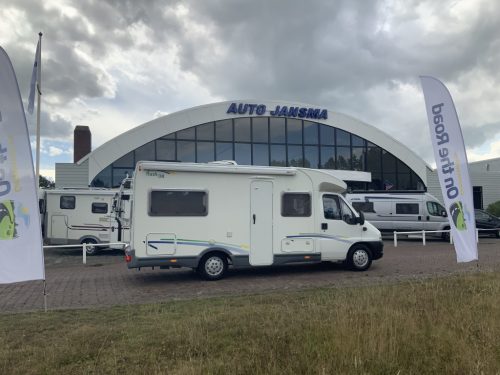 Chausson Trigano Flash 08 2.3 128 hp French bed, side bench, half-dinette, Swivel seats, very neat condition Year of manufacture 2006 Motorhome centrum on the road Marum photo: 36