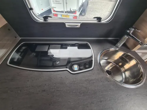 Knaus Sudwind 460 EU  Foto: 9