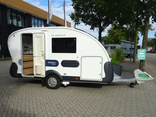 Adria Action 391 PH Rangierhilfe und Unico Markise Foto: 21