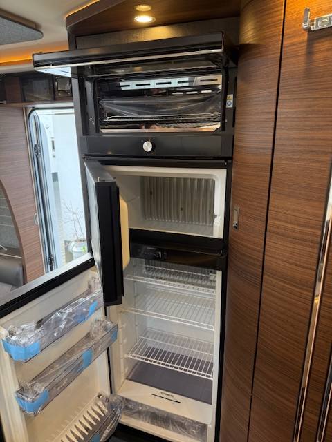 Carthago Chic C-Line 4,9 LE L MB foto: 40