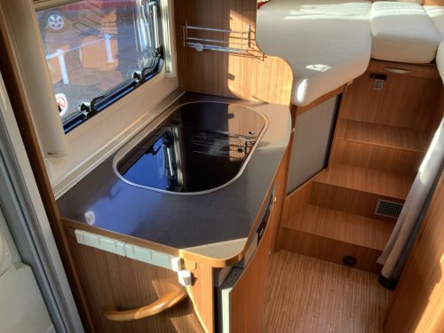 Adria Compact SL 2.3 MultiJ. 130 HP Semi-integrated, Single beds, Year 2010 Camper Centrum On the Road at Noorderringweg 4 in Marum. photo: 10