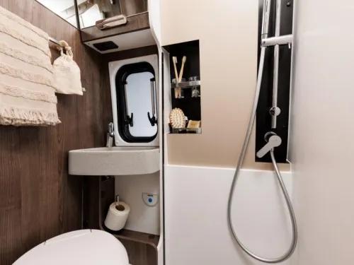 Benimar Benivan 160 EX NOW WITH &euro;10,000 DISCOUNT photo: 13