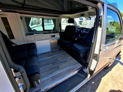 Volkswagen Transporter T6.1 Reimo TrioStyle|5 seats|  photo: 8