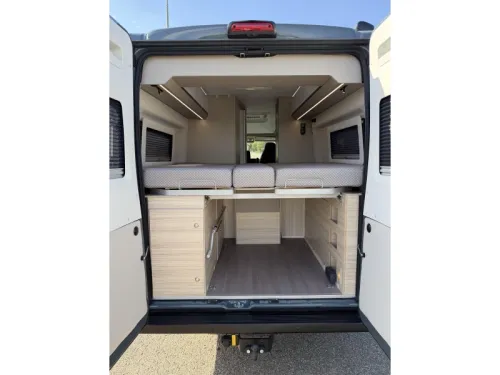 Adria Twin Plus 640 SLB Lithium, Wechselrichter, Solar  Foto: 25