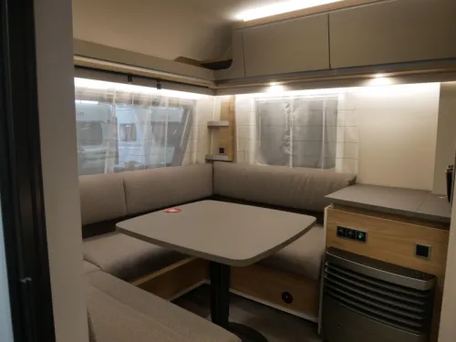 Dethleffs Nomad 530 DR modelo 2026 foto: 3