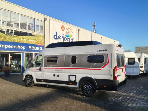 Dethleffs Globetrail 640 ES - automaat - slaapdak  foto: 1