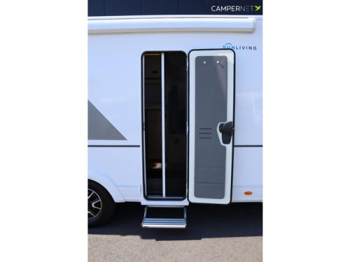Sun Living S-SERIES S 70 SP 2.3 Multijet 150hp | Roof air conditioning | 5 seats | Lift bed | Tow bar | Transverse bed | Bearlock | Awning | Parking sensor photo: 5