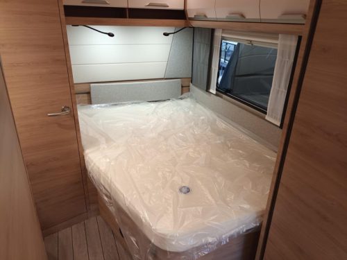 Knaus Sudwind Black Selection 500 UF Foto: 9