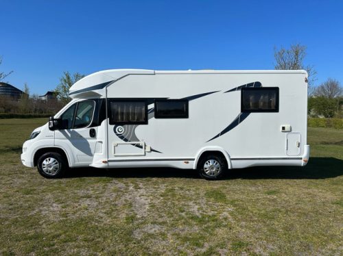 Chausson 718 EB 2.3 131 HP Fiat Ducato Semi-Integrated Camper QUEENS BED IN Height adjustable photo: 4