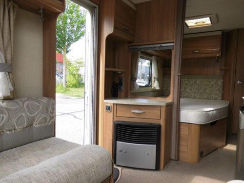 Sprite Cruzer 495 SR Mover and cassette awning! photo: 8