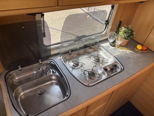 Tec ROTEC LIFT BED + ROUND SEATING AIRCO LPG FIAMMA LOCKS photo: 5