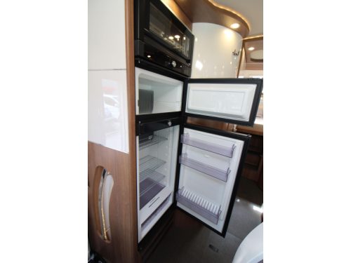 Carthago C-Tourer I 149 LE Single beds Pop-top roof  photo: 30