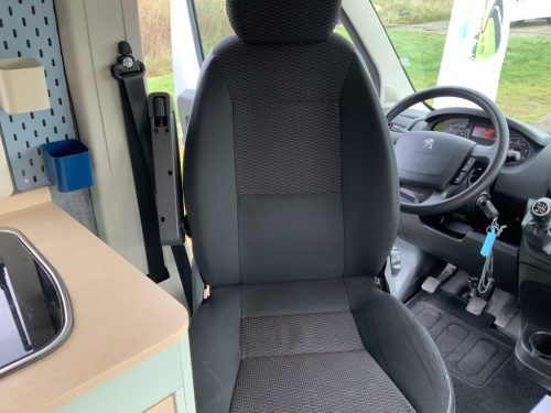 Peugot Boxer L2 H2 Buscamper: Euro 6 with lowerable table to 2 pers. length-bed, 154 cm width, 185 cm length, FSL Camper conversion 2021, km 66000, Swiveling bicycle carrier, Solar panel 180W, Year 2017 Camper centrum on the road photo: 18