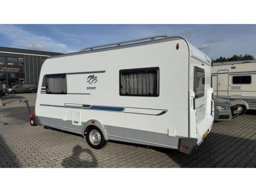 Knaus Sport 420 QD dinette fixed bed toilet photo: 13