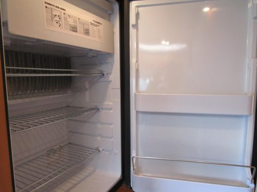 Malibu Van 600 LE Single beds, Automatic  photo: 9