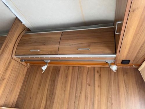 B&uuml;rstner Averso 420 TS mover awning bag awning photo: 12