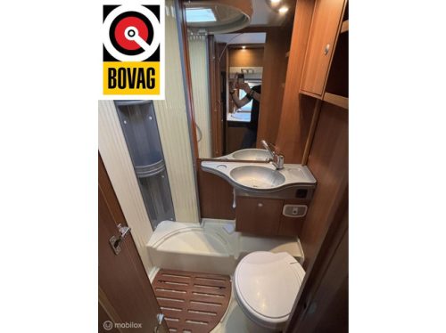 Carado / Hymer T 337 Fiat 2.3 131hp Euro 5 | Single beds | Shower/toilet | Garage | Inverter 1500w | solar panels | 720 kg payload | 6.9m L photo: 9