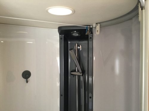 Knaus R22 700 MEG PLATINUM AUTOMATIC, LEVEL, 25,000KM photo: 11