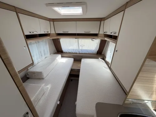 Dethleffs Camper Avantgarde 460 EL Muy completo foto: 13