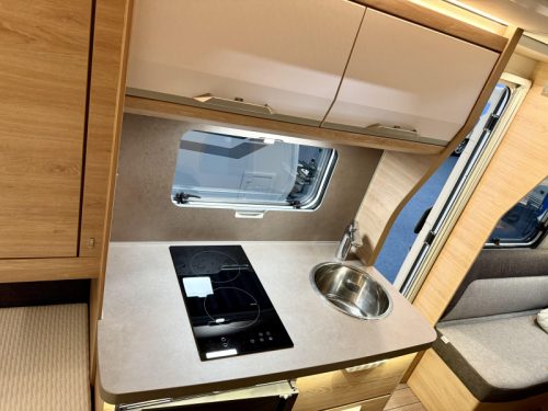 Knaus Sudwind 60 Years 460 EU E-Power super complete photo: 12
