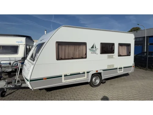 Eifelland Holiday 465 TF French bed dinette toilet  photo: 14