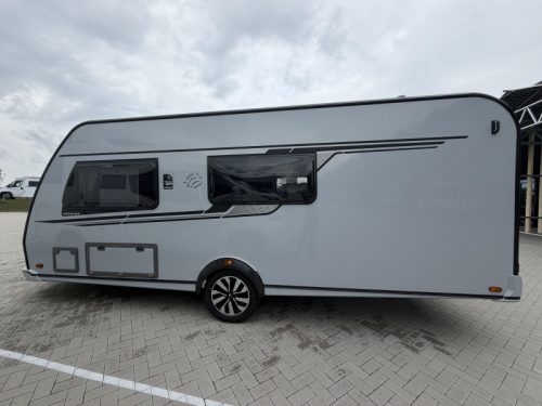Knaus Sudwind Black Selection 540 FDK Etagenbett / Franz&ouml;sisches Bett Foto: 4