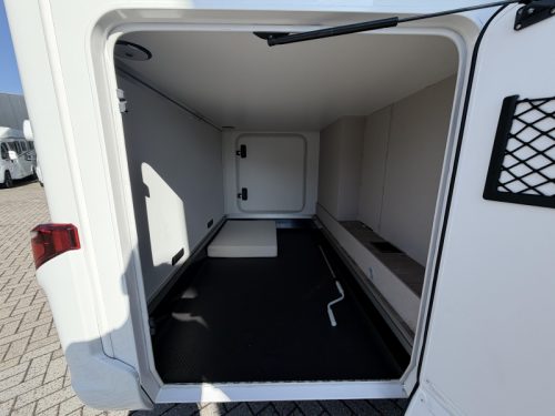 Hymer Exsis-T 580 PURE Automatic, dish, TV photo: 13