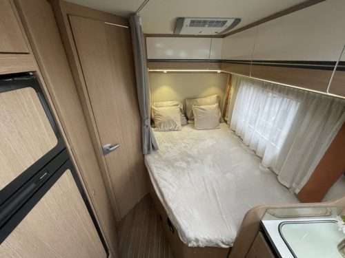 Hymer Capron Libert&eacute; VIP 690 VIP FRANSBED+HEFBED DAKAIRCO photo: 4