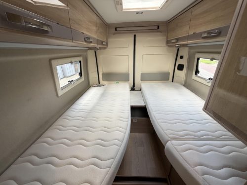 Rapido V 68 Single beds version photo: 10